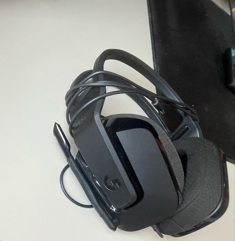 Gaming слушалки logitech G335