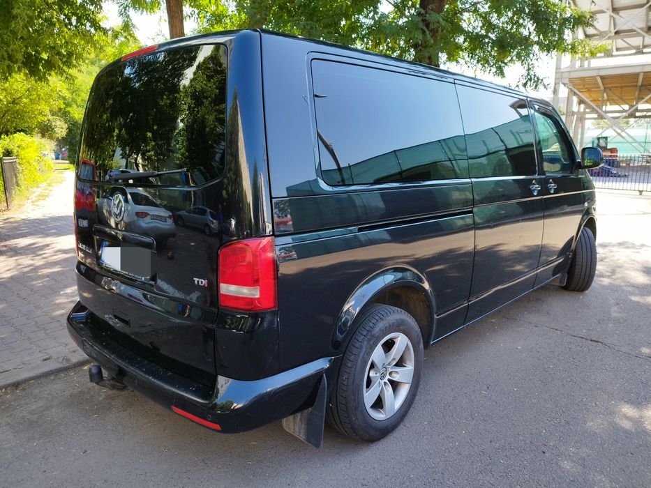Inchiriez microbuz transport persoane 6+1, 7+1, 8+1 Mercedes Vklasse V