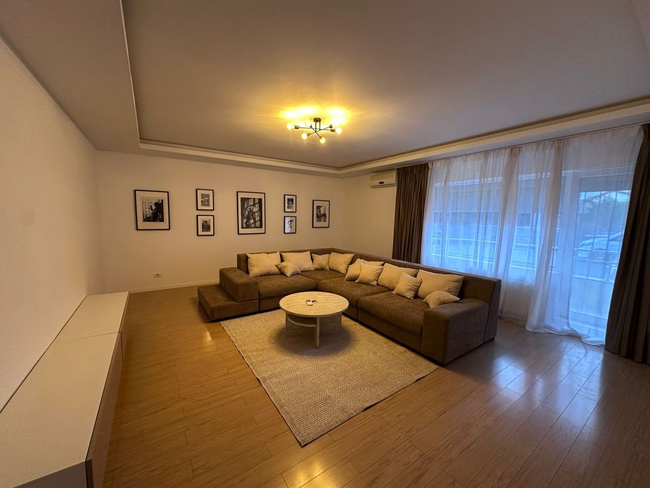 3 camere bloc privat