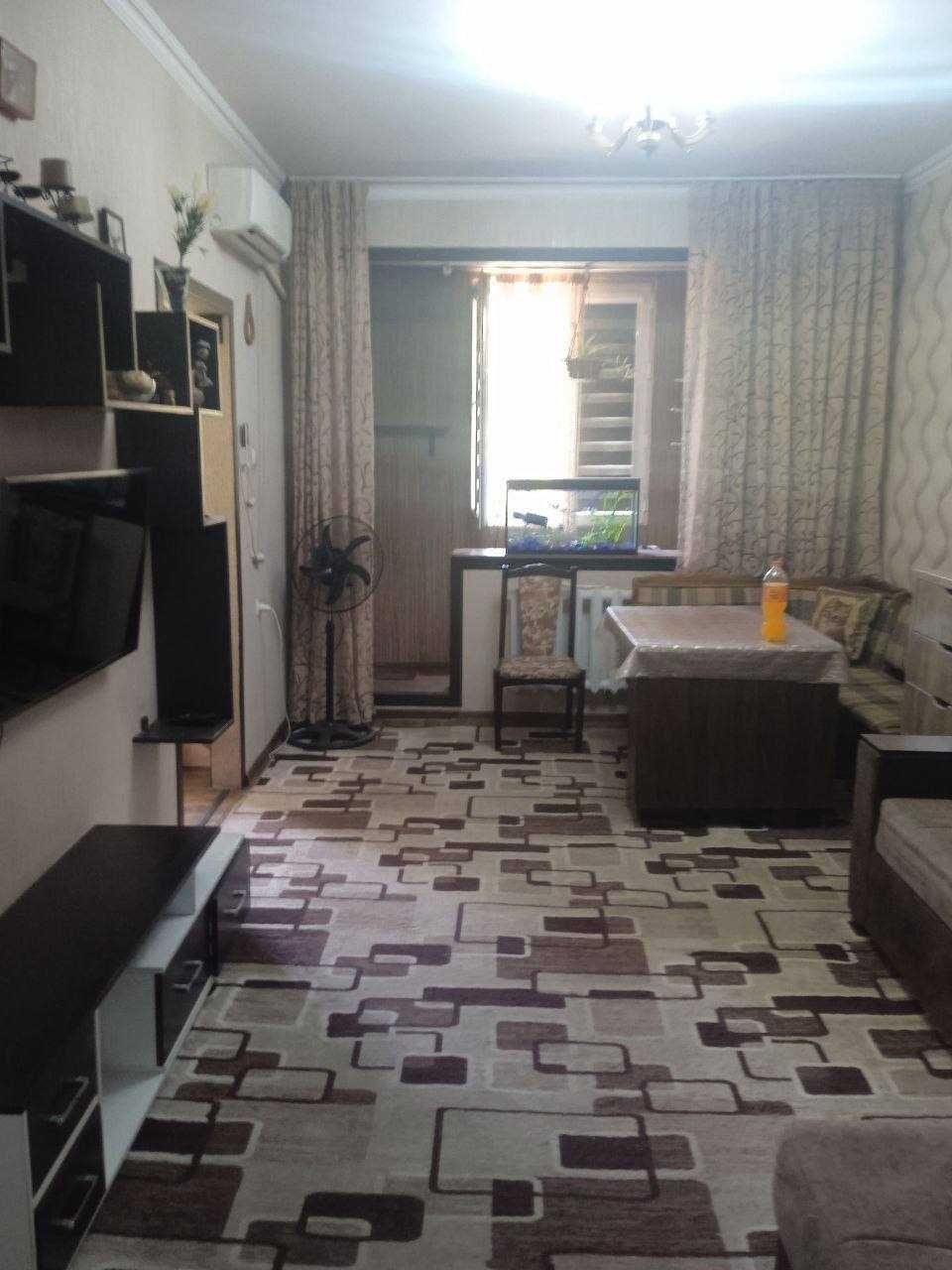 СРОЧНО !! Продается квартира в Яшнабаде 2/2/4 ( 48 кв/м ) Авиасозлар 3