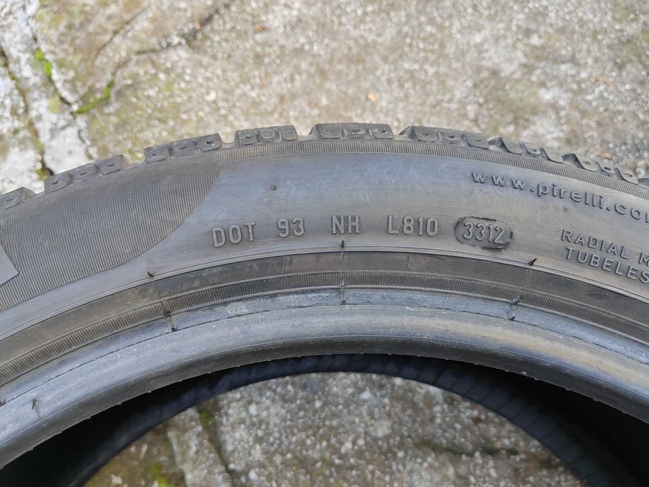 215/50/17 1бр.Pirelli Зимна гума