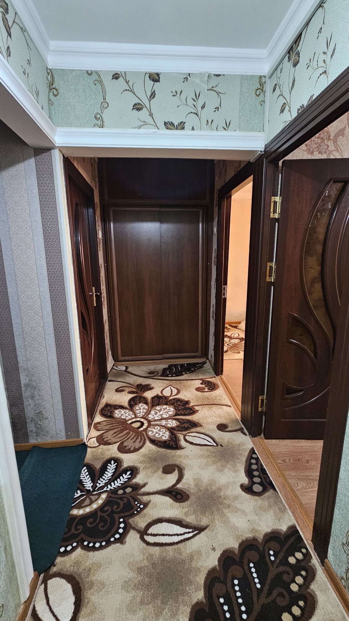Аренда! Ижора квартира 1 спальня, 1 кухня ва утириб овкатланадиган жой