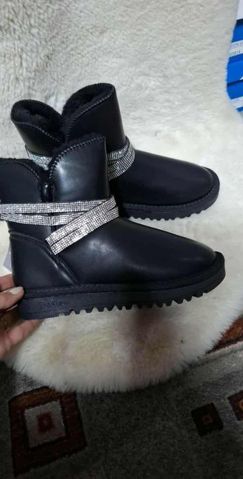 Ugg dama 35/40 model nou