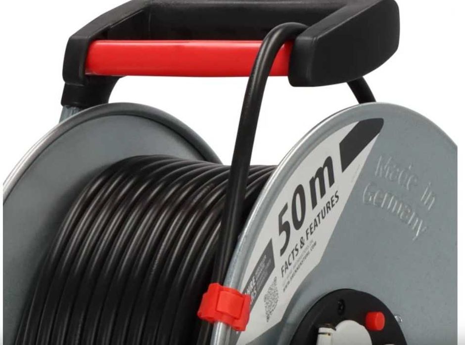 Удължител / разклонител / Макара 50 метра с 4 гнезда – KrafTRoyal