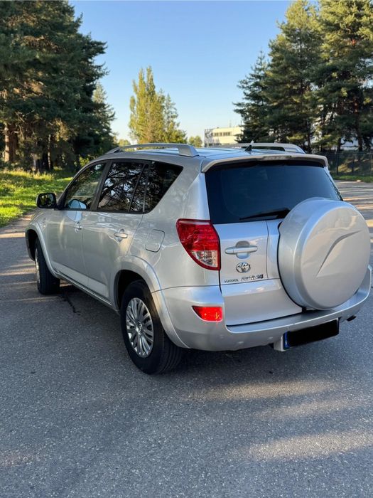 Vand Toyota rav 4