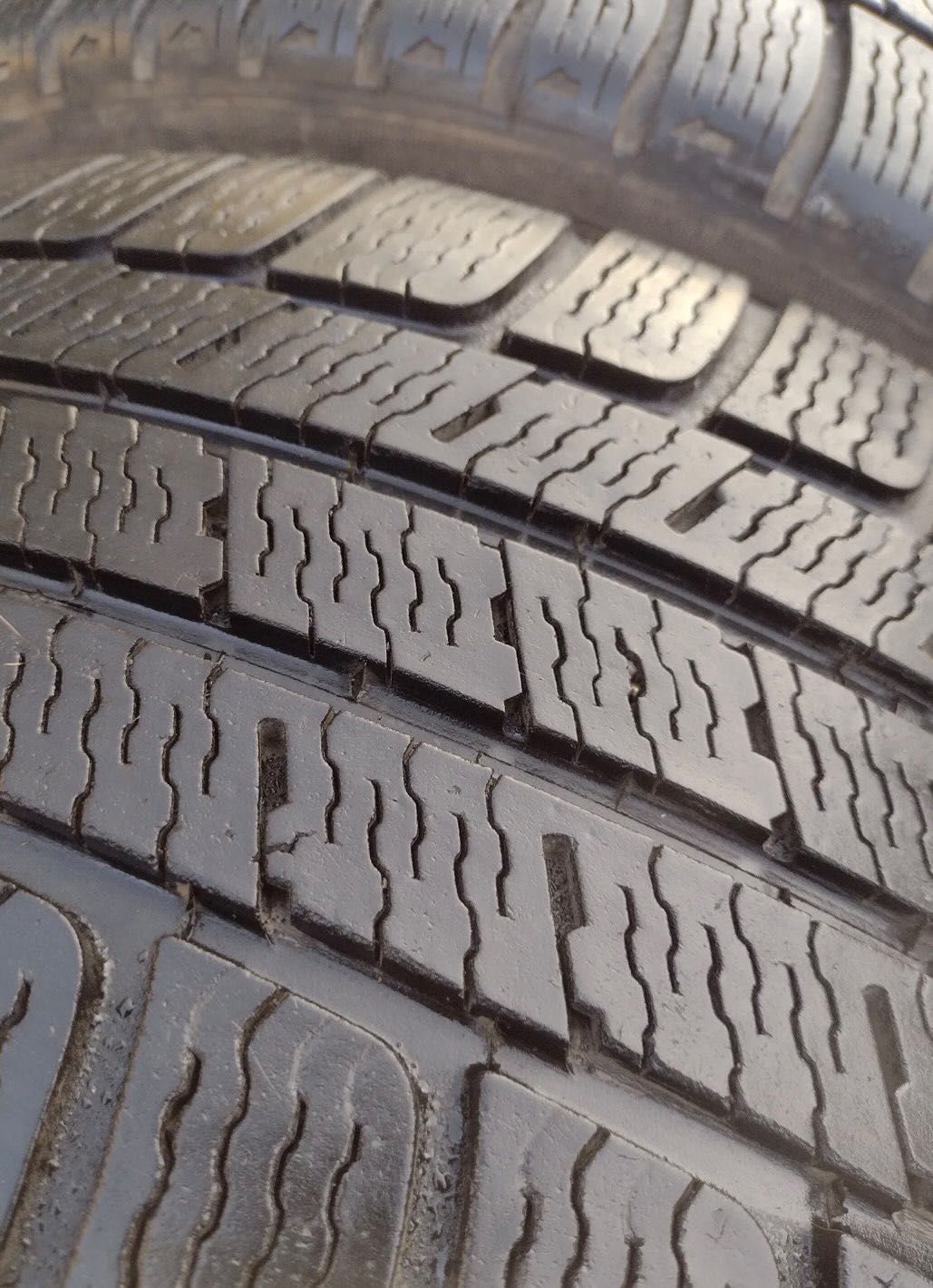 Michelin pilot alpine 2бр. 255/45/18