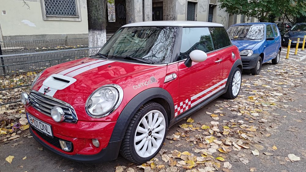 Vând Mini Cooper S - Special Edition