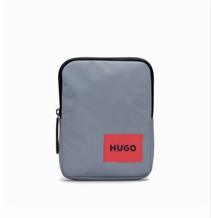 Мъжка Чантичка Hugo