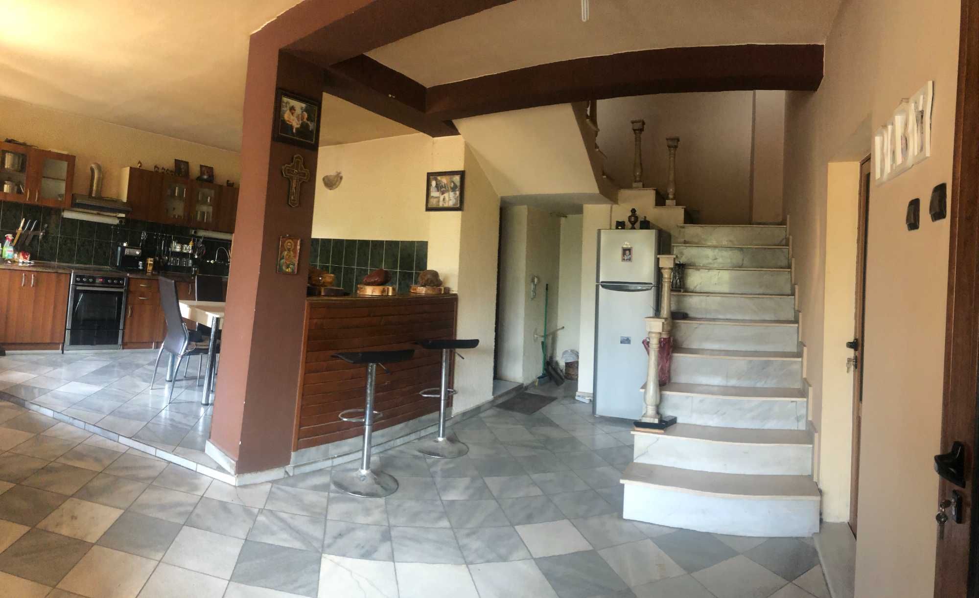 Двуетажна къща 300м2 улица "Суходолска" в София