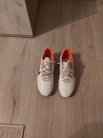 Футболни обувки Nike mercurial номер 42 26.5см