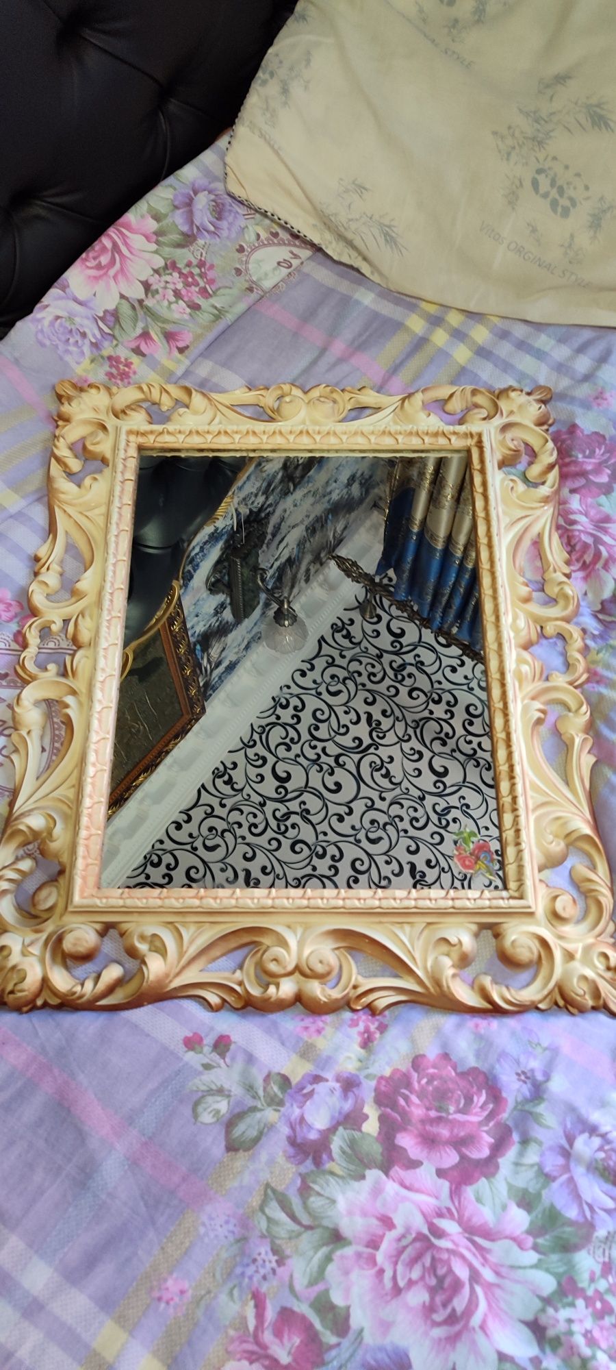 Зеркала фигурные продам