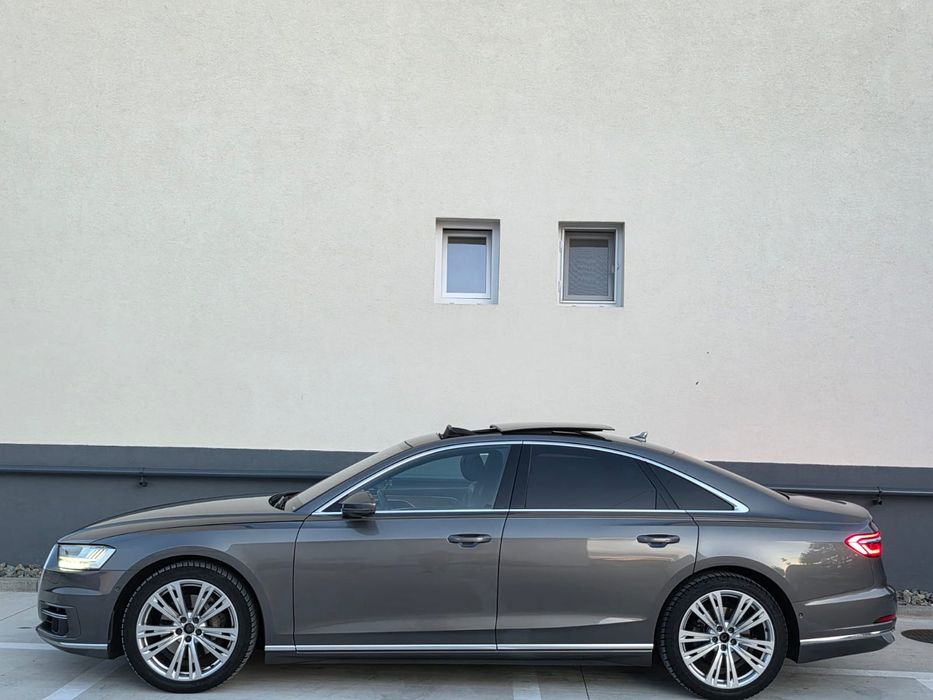 Audi A8 5.0d mile Hibrid recent adus Germania