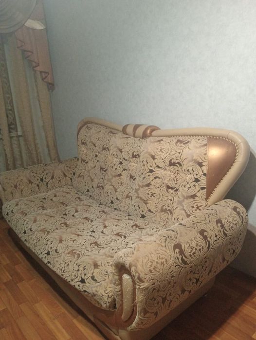 Продаю Диван и 2 кресла