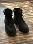 Bocanci timberland pe negru
