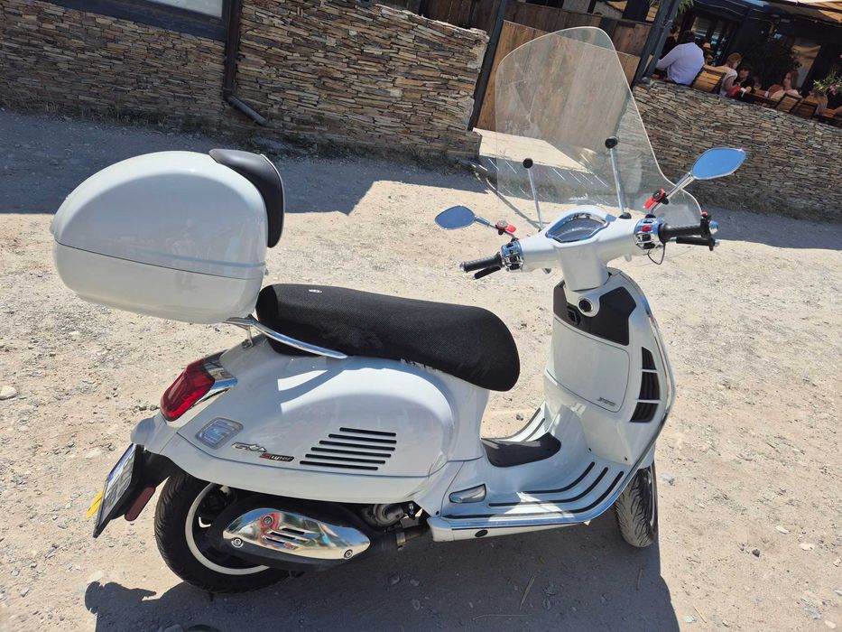 Vespa GTS 300 Super, inca in garantie