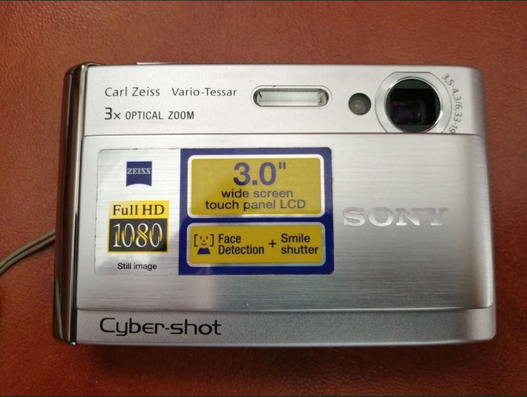 Camera fota digitala Sony DSC T70.