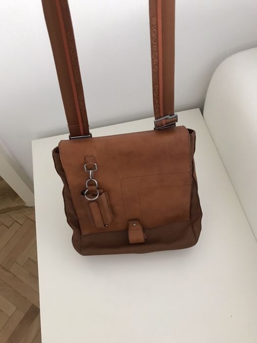 Geanta umar Piquadro Original pt Barbati