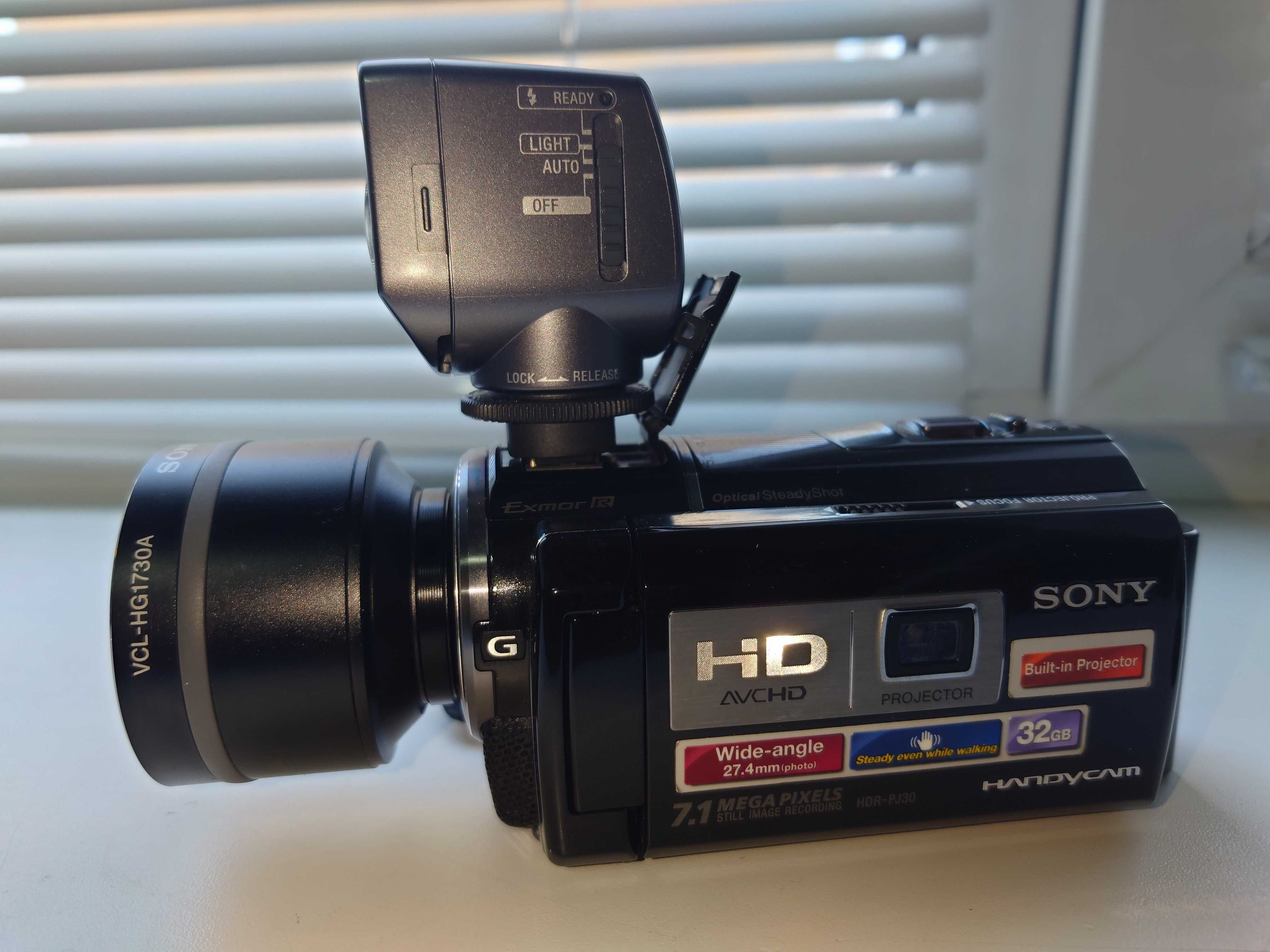 Видеокамера Sony full HD
