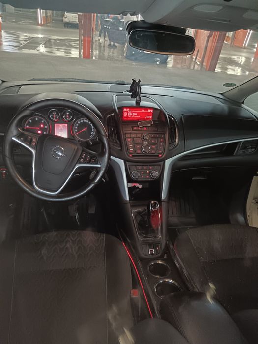 Vand Opel Zafira 2014 2.0 diesel