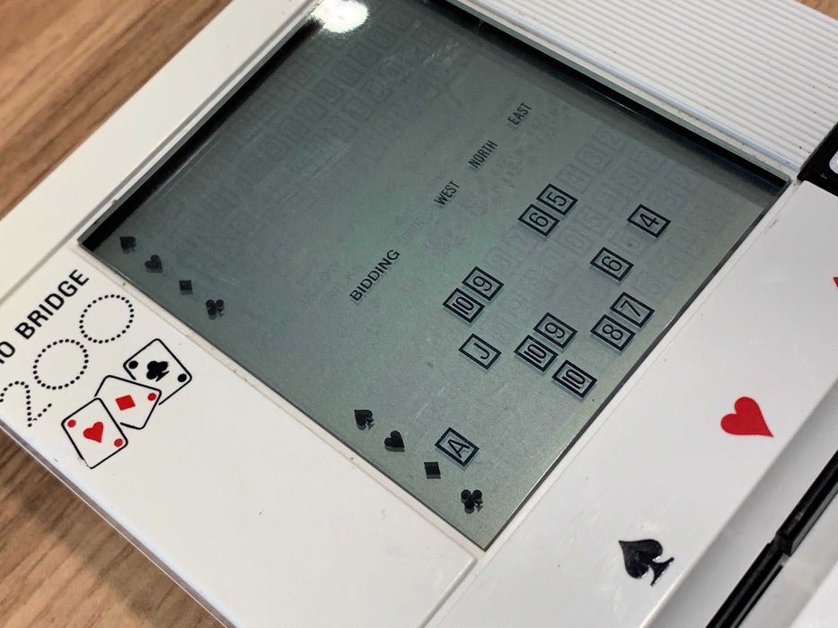 Бридж джобен компютър (Saitek Pro Bridge 200)