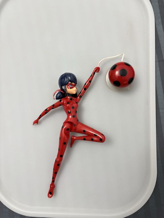 Miraculous (papusi buburuza si motan Noir - Ladybug & Cat Noir