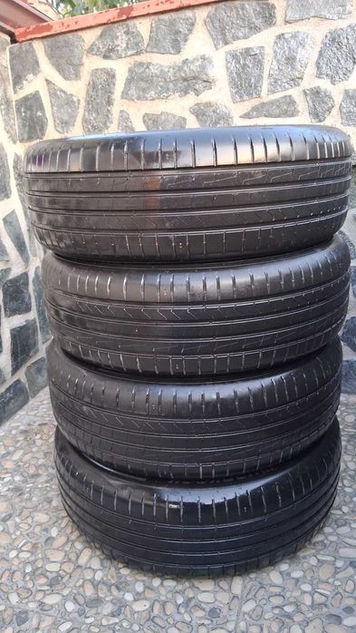 Hankook Ventus Prime 4 215/65/R17