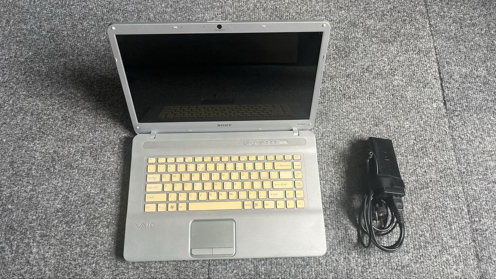 Лаптоп Sony vaio PCG-7182M