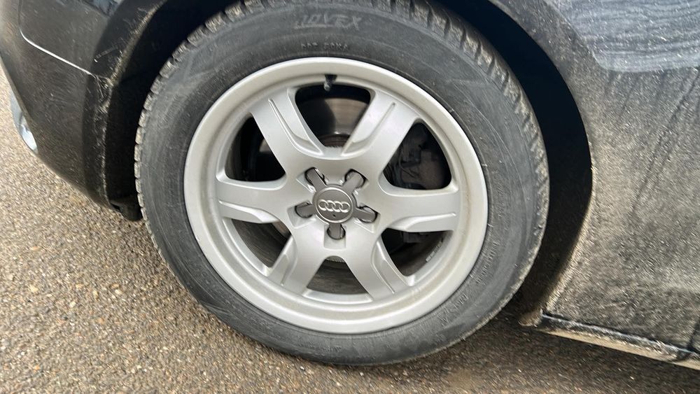 Vând jante Audi R17 5x112
