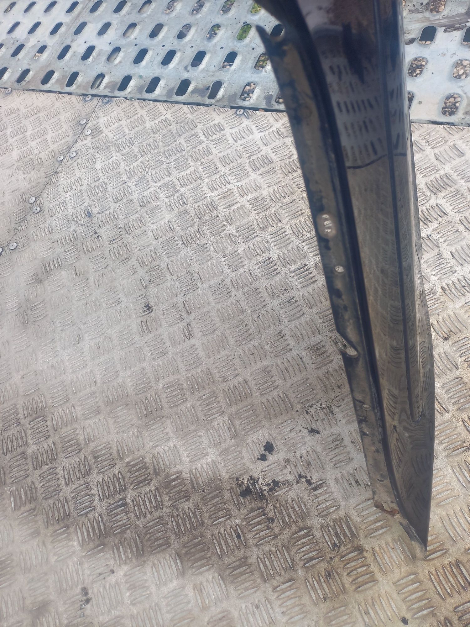 Задна броня Mercedes W211 седан