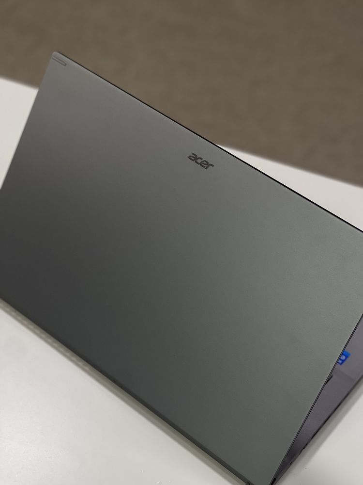 Продается ноутбук Acer Aspire 5
