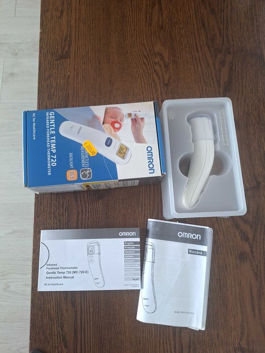 Termometru electronic firma Omron.