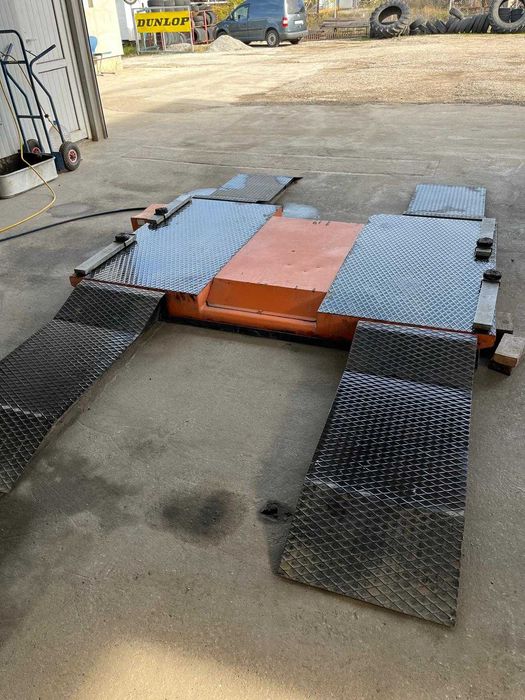 Подемник за гуми