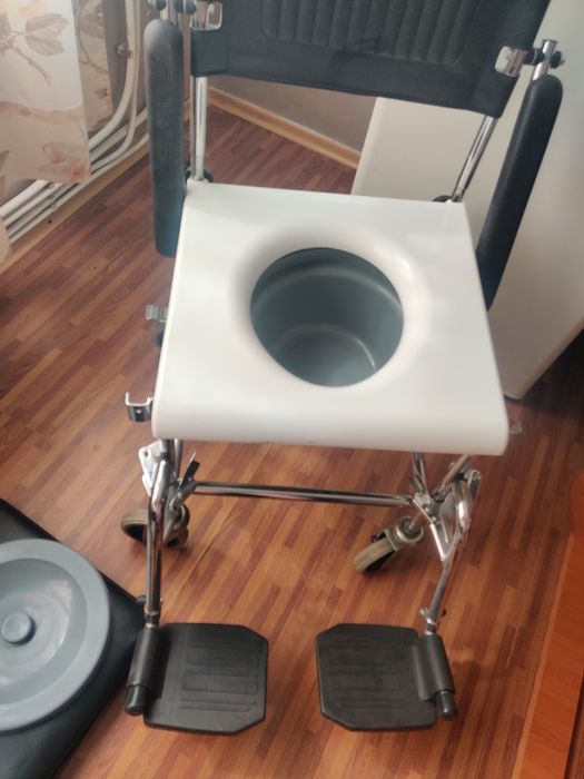 Scaun toaleta / wc, Rolko Germania persoane imobilizate