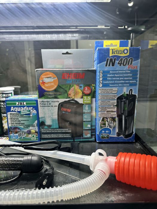 Acvariu complet de 54 litri / echipat complet