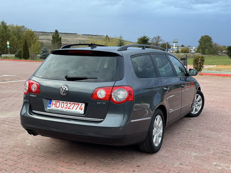 Vând Volkswagen Passat Motor 2.0 Diesel 140 CP Euro 5 CBAB Fără rugină