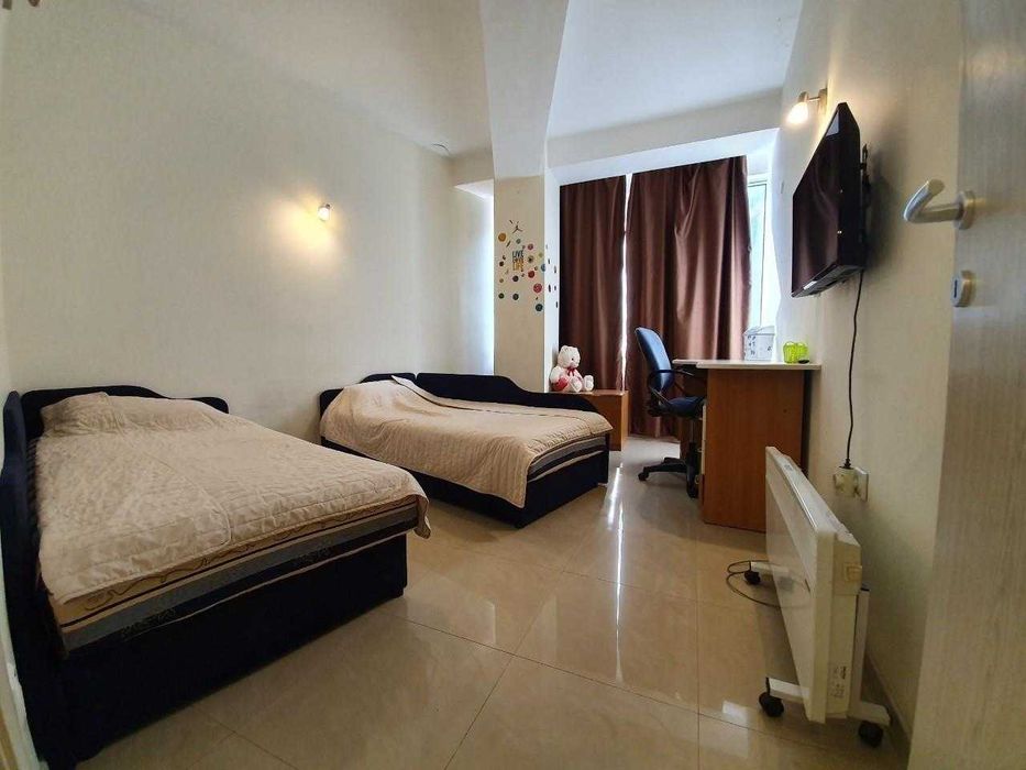 Дава се под наем Тристаен апартамент в Пловдив, Остромила - 88 кв.м за 402.9 € - Снимка #3