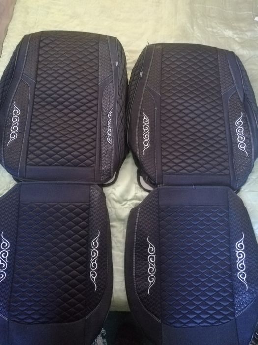 Продам новые  авточехлы
