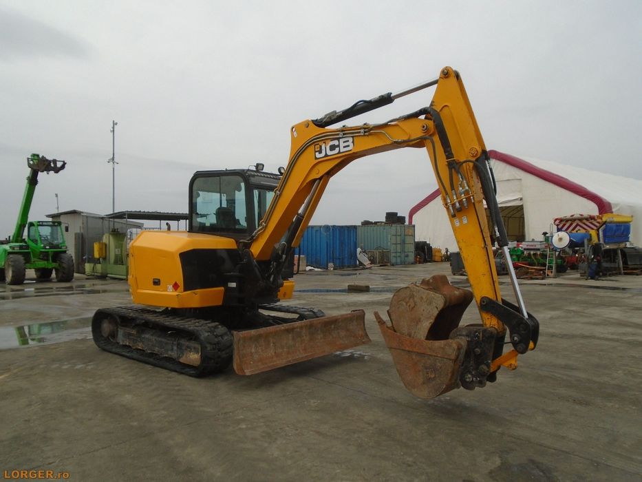 De vinzare excavator jcb anul 2014