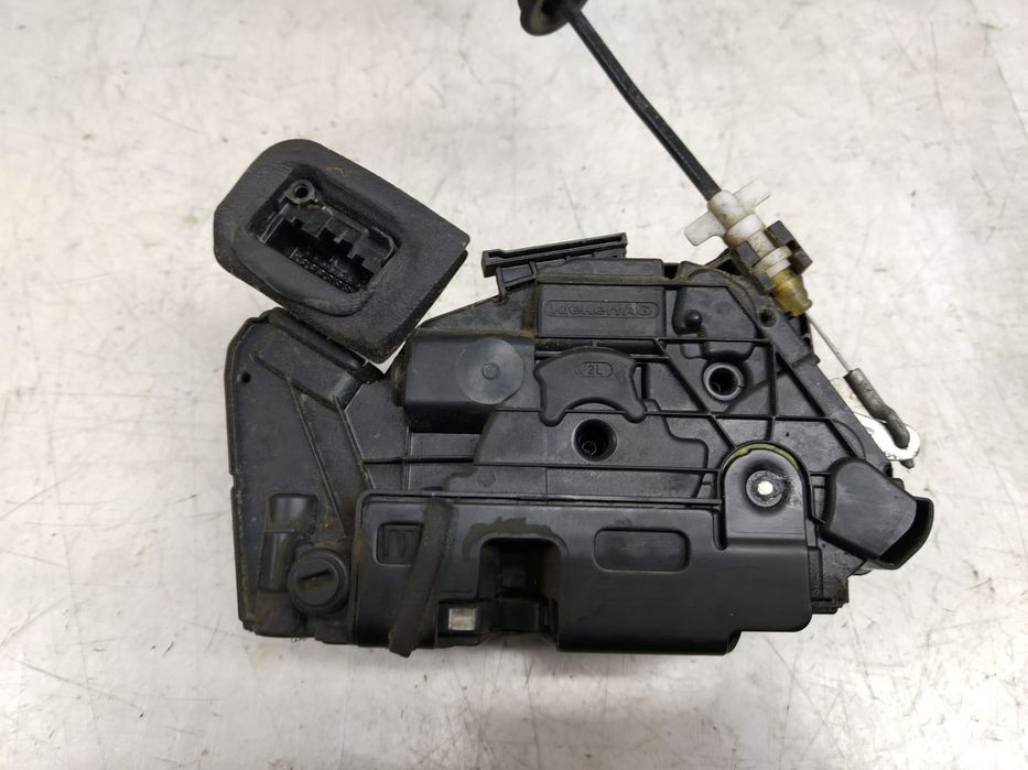 Broasca stanga spate 5e0839015a Volkswagen VW Passat B8 [2014 - 2020]