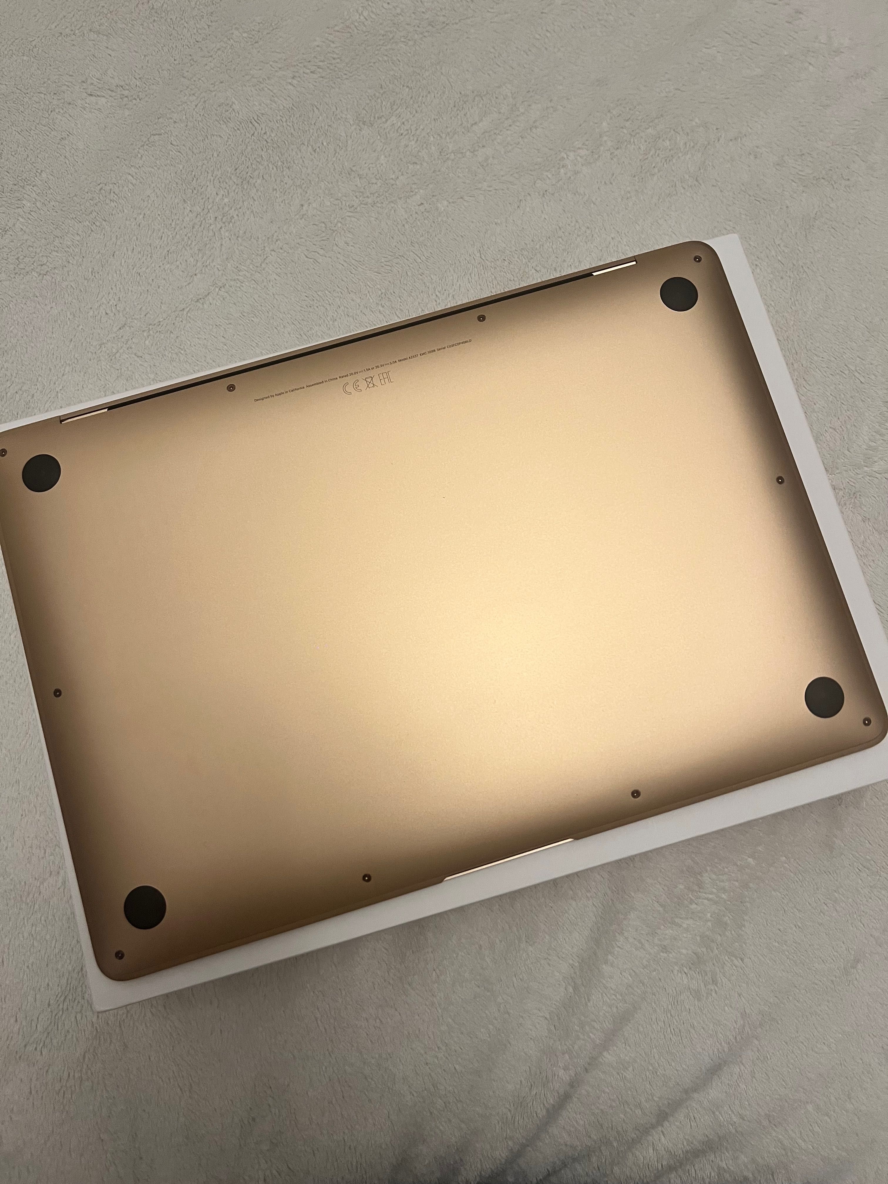 MacBook Air Rose gold M1 – 8GB RAM | 512GB SSD