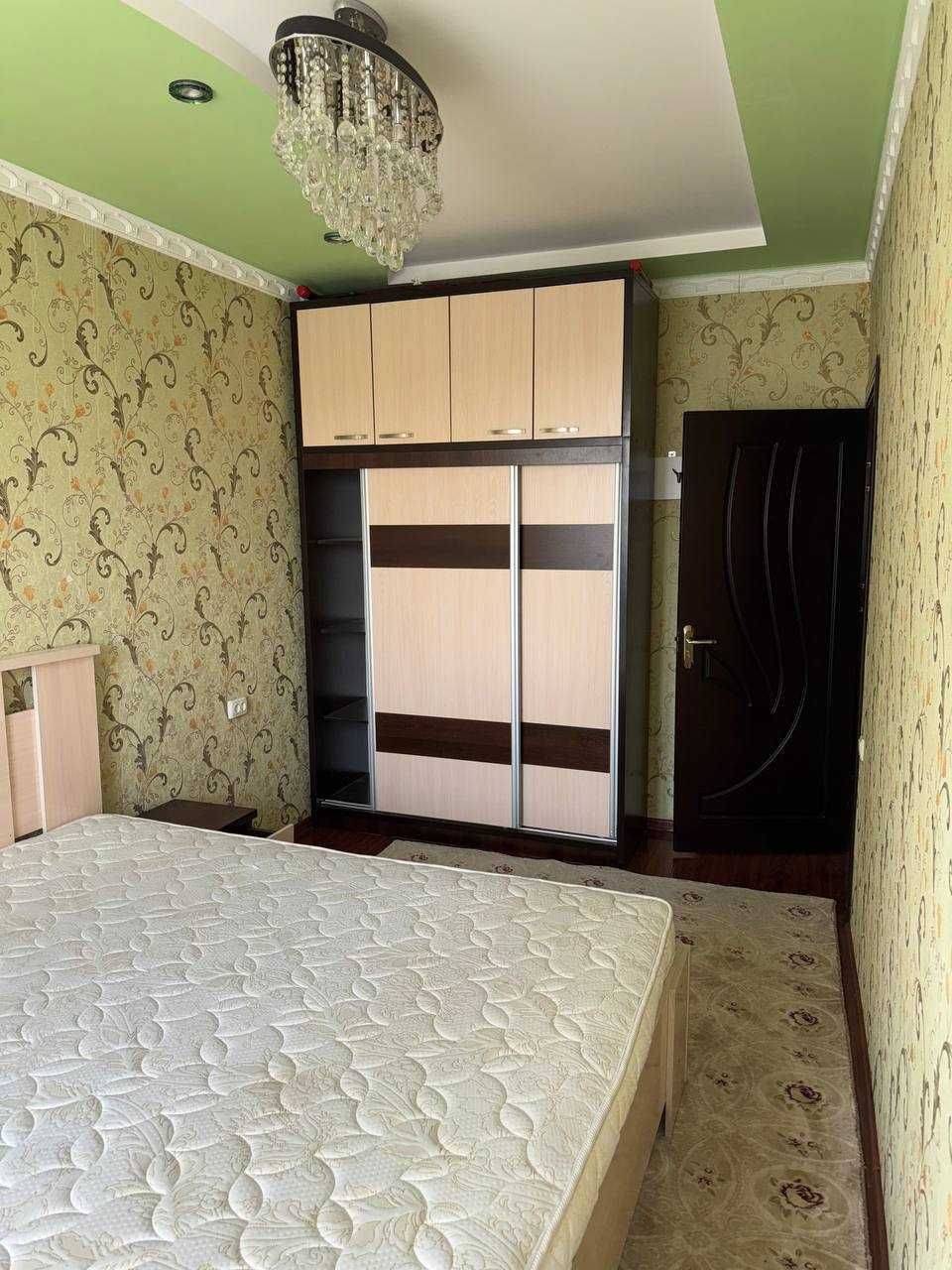 СРОЧНО продам трехкомнатную квартиру.