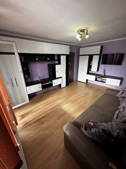 Apartament pentru inchiriat
