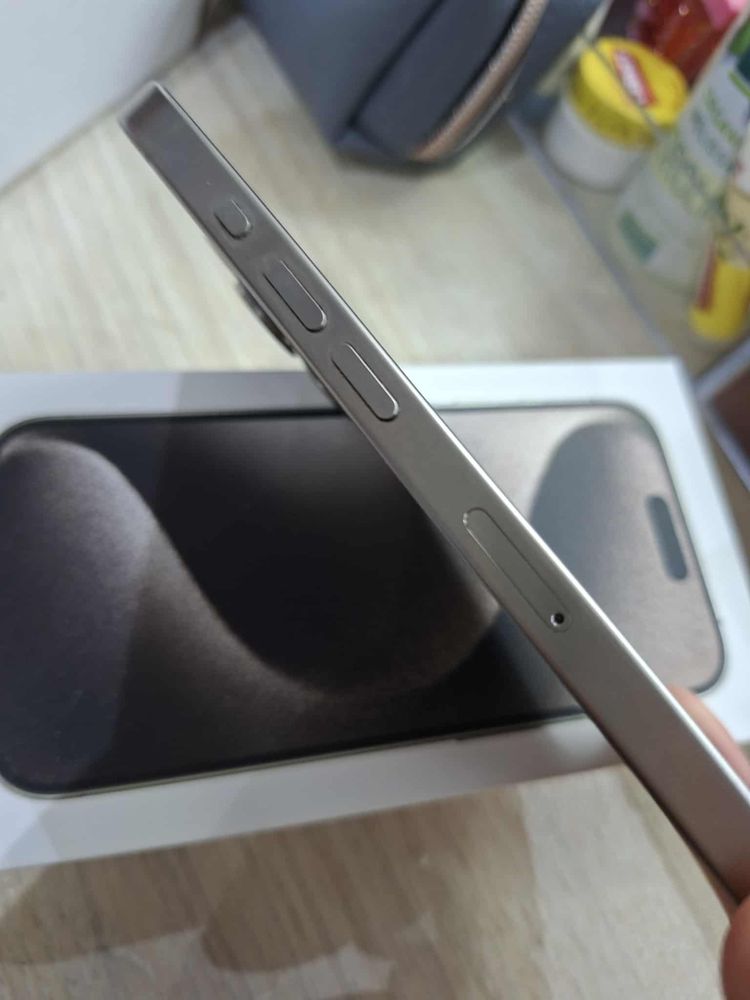 Iphone 15 pro Natural Titanium 128GB