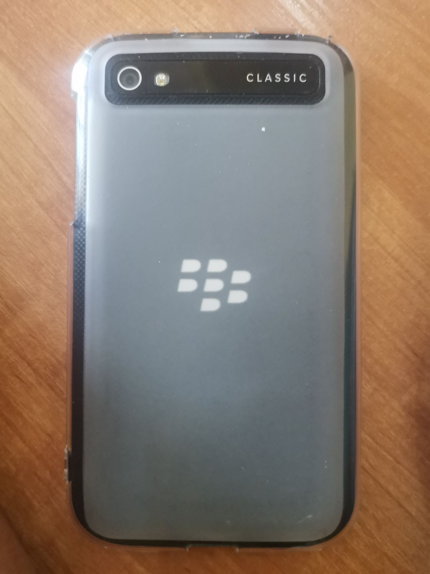 Blackberry classic в новом состоянии. СРОЧНО