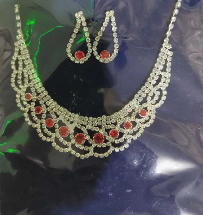 Set bijuterii de lux din aliaj cu pietricele