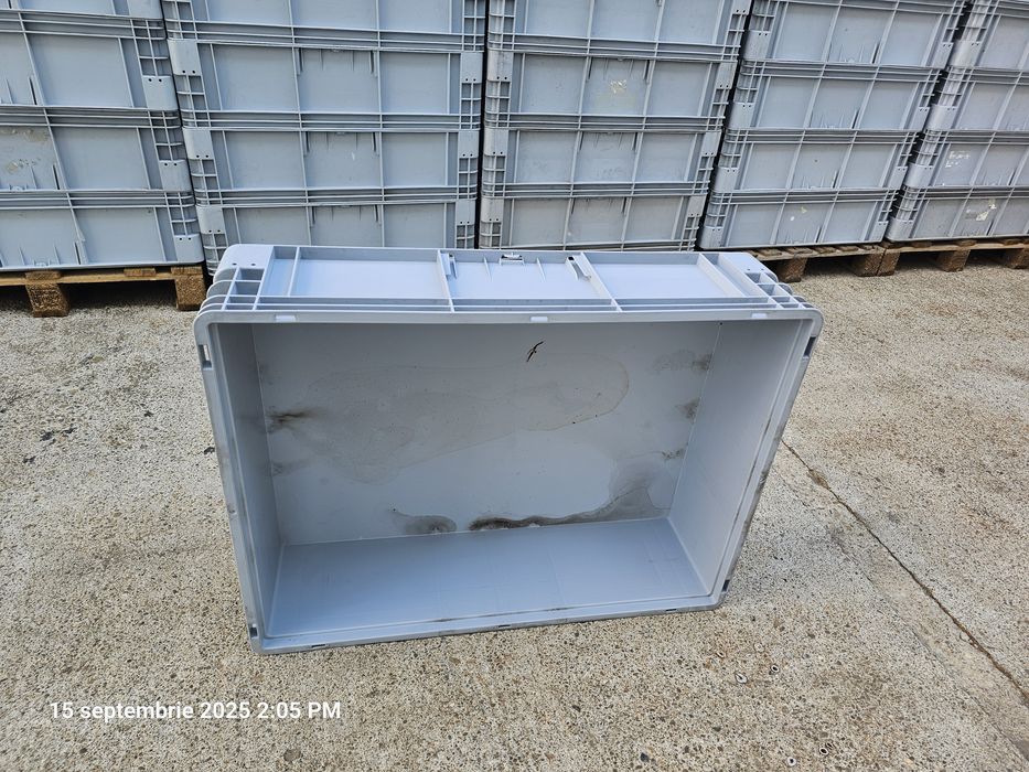 Capace palet cutii si cutii plastic