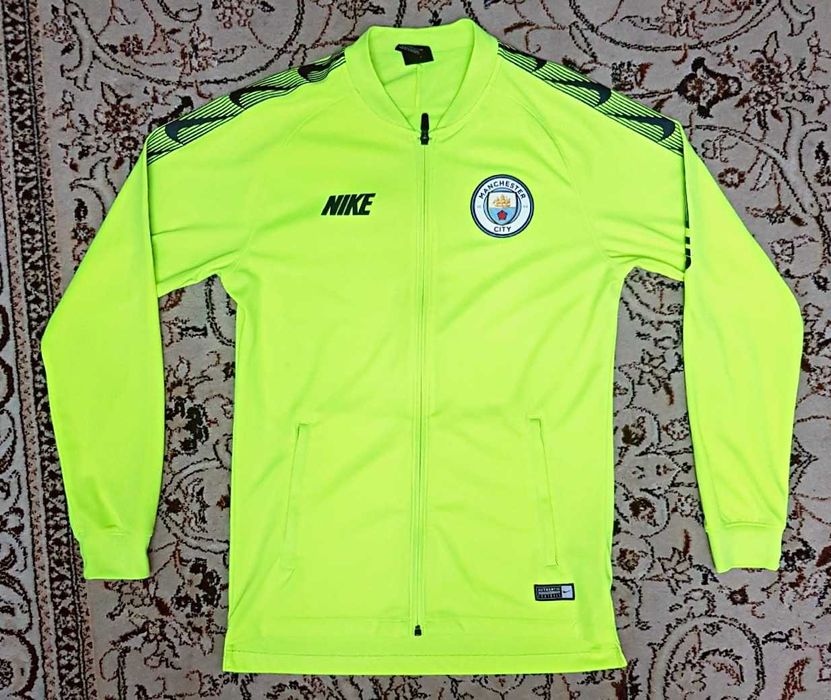 Продаётся олимпийка FC Manchester City Англия ОРИГИНАЛ !!