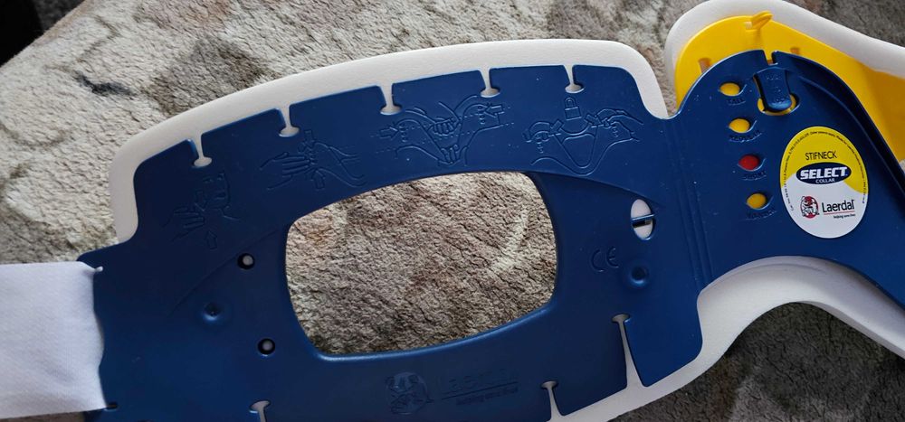 Guler cervical universal reglabil 4 trepte