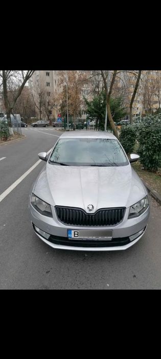 Vând Skoda Octavia