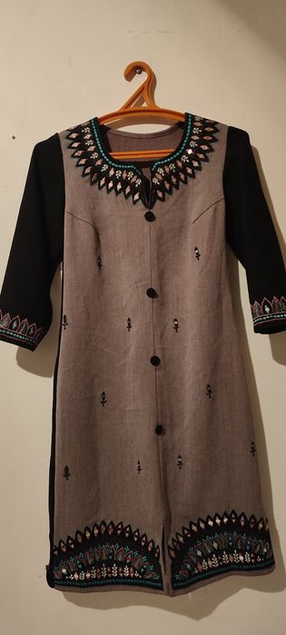 Женские платья, туники, брюки, рубашки